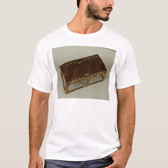 Camiseta Footstool, com embutimento do marfim, Nara (Frente)