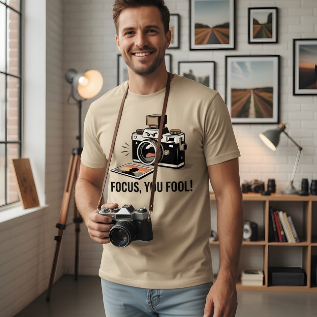 Camiseta Foque, Seu Louco! – Design de Câmera Divertido (Criador carregado)
