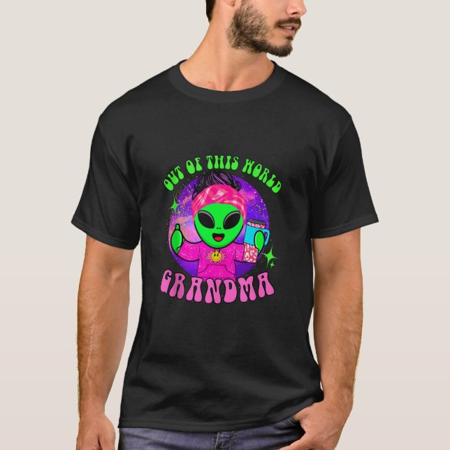 Camiseta Fora deste mundo espaço de alienígena engraçado na (Frente)
