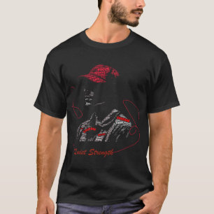 Camiseta Força Silenciosa Tipografia com Capuz