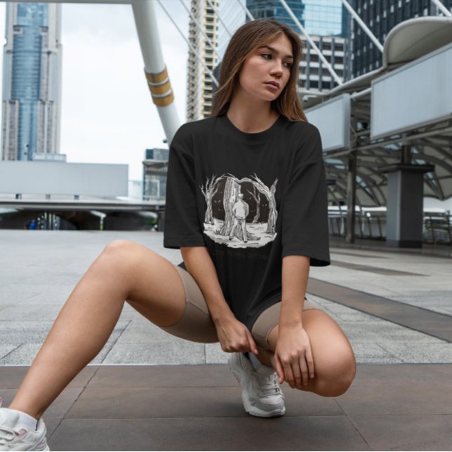 Camiseta Forest Man Peeing (Criador carregado)