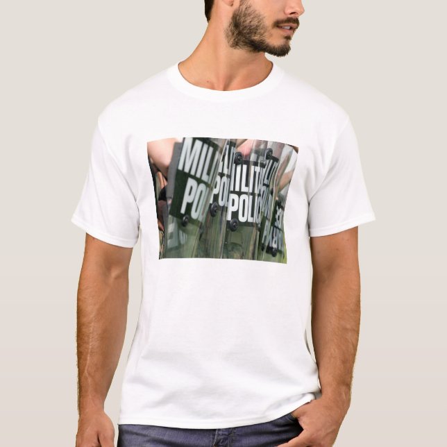 Camiseta Formação de controlo de motins (Frente)