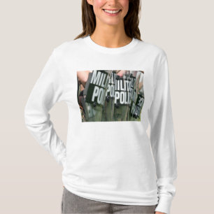 Camiseta Formação do controle de motim