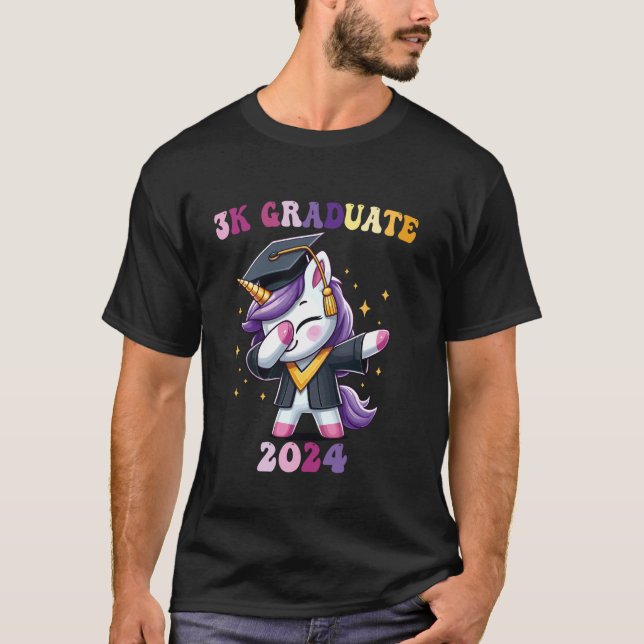 Camiseta formando 3.000 24 Engraçado graduação em 3.000 cri (Frente)