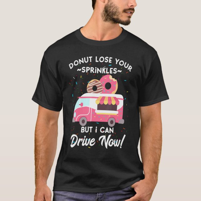 Camiseta Formando Da Faculdade De Condução, Eu Passei Minha (Frente)