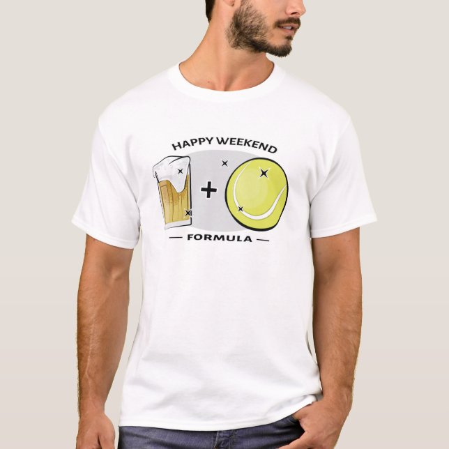 Camiseta Fórmula de Fim de Semana Feliz - Cerveja e Tênis (Frente)
