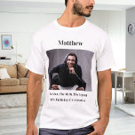 Camiseta Foto de aniversário mito mito de legenda diversão<br><div class="desc">Para uma t-shirt branca e clara. Personalize e adicione sua própria foto do aniversariante/homem. Personalize e adicione um nome,  40 anos e um texto. Texto: O Homem,  O Mito,  A Lenda.</div>