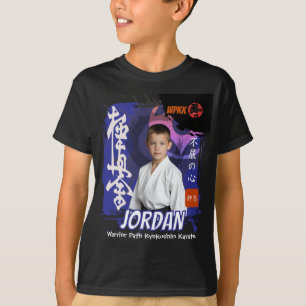 Camiseta Foto do Estudante de Kyokushin no Dojo com Faixa A