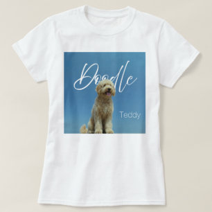 Camiseta Foto Doodle Dog Nome Personalizado Céu Azul
