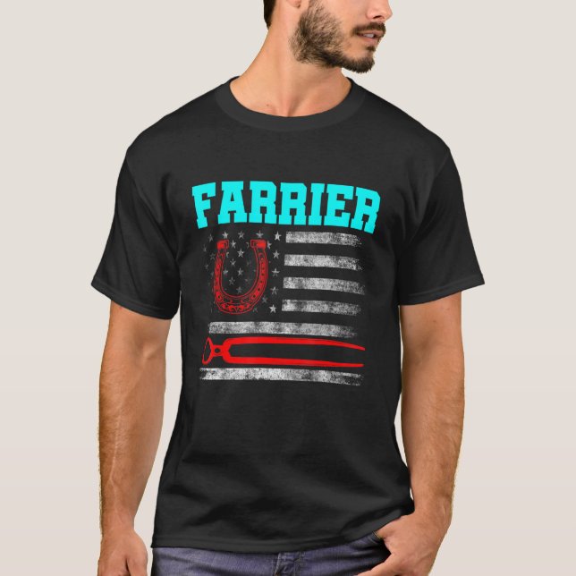 Camiseta Foto em Farrier Fora de Fôrma Aparência de Equinos (Frente)