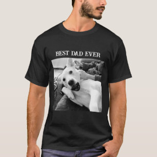 Camiseta Foto em preto e branco de cão brincando com o amor