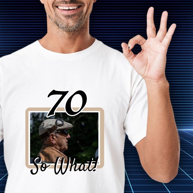 Camiseta Foto engraçada 70 de Aniversário Convidado de Honr (Criador carregado)