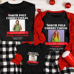 Camiseta Foto Engraçada Correspondente Natal da Família Paj<br><div class="desc">Traga alegria de férias para o próximo nível com nossa Foto Engraçada Personalizada Correspondente à Camisa de Natal da Família Pajama Men. Projetada para aqueles que amam misturar humor com tradição, esta camisa colorida do cheio é perfeita para criar memórias de feriado inesquecíveis. Apresentando um tema lúgubre "Correção do Polo...</div>