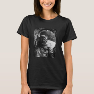 Camiseta Foto engraçada de astronauta de gato na janela do