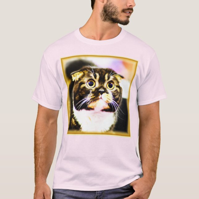 Camiseta Foto Hilariante de um Gato Engraçado. Compre agora (Frente)