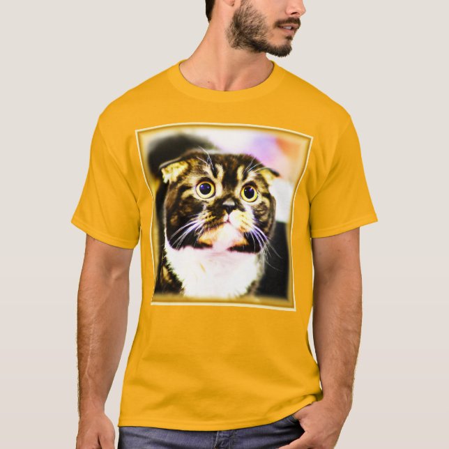 Camiseta Foto Hilariante de um Gato Engraçado. Compre agora (Frente)