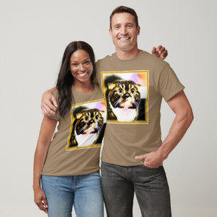 Camiseta Foto Hilariante de um Gato Engraçado. Compre agora