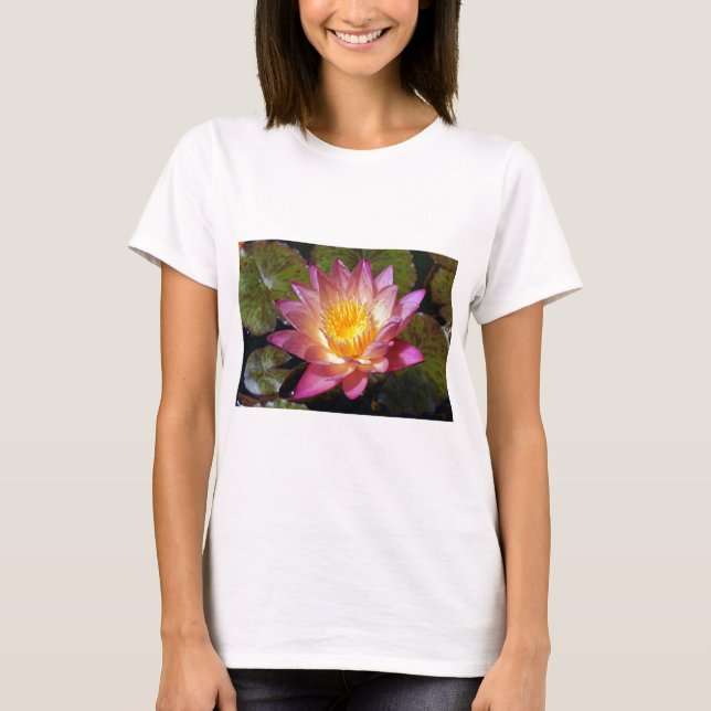 Camiseta Foto Lily De Água Rosa (Frente)