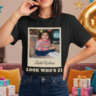 Camiseta Foto Personalizada Retro Instantânea Olha Quem Faz