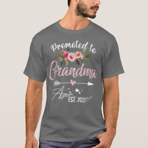 Camiseta Foto promovida à vovó no ano de 2023