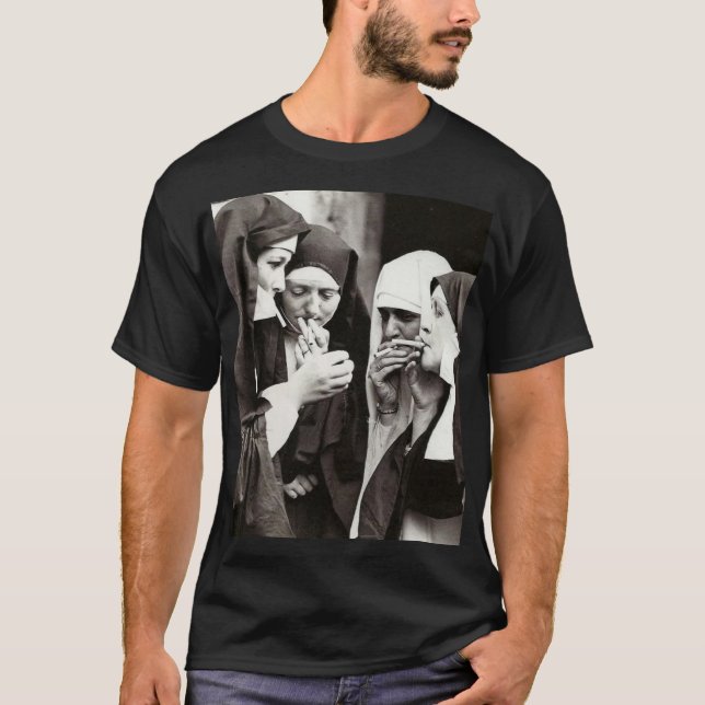 Camiseta Fotografia de Vintage de Freiras (Frente)