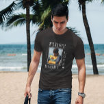Camiseta Fotografia do novo Dia de os pais personalizada<br><div class="desc">O primeiro pai do primeiro Dia de os pais adora uma tipografia branca em negrito no marinho escuro,  azul-rústico,  novo papai de t-shirt personalizada com a sua fotografia,  texto e assinatura.</div>