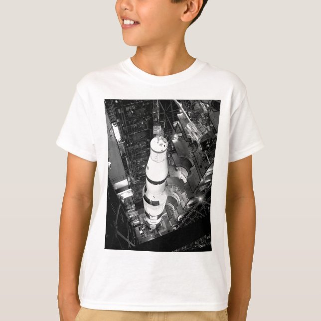 Camiseta Fotografia em preto e branco de Saturno V (Frente)