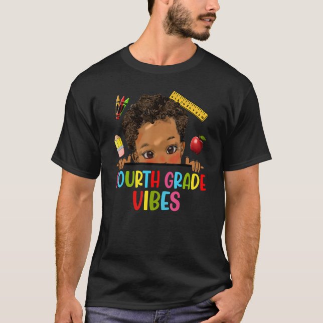 Camiseta Fourth Grade Vibes African American Kids Boy Back  (Frente)