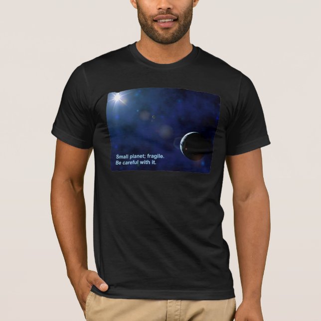 Camiseta Frágil Planeta (Frente)