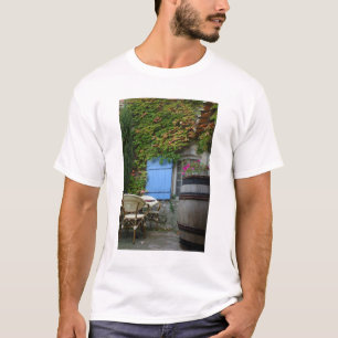Camiseta França, Les Baux de Provence, pátio de café