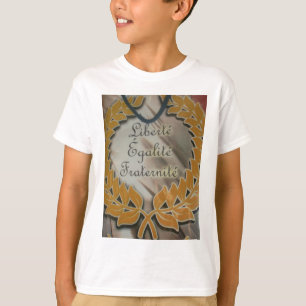 Camiseta Fraternidade da Igualdade de Liberdade.png