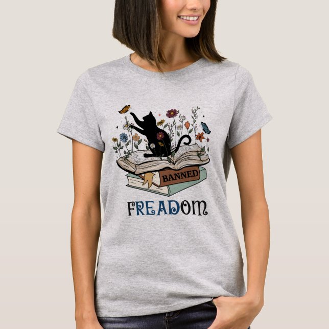 Camiseta FREADOM - Gatos e Livros - Leio Livros Banidos (Frente)