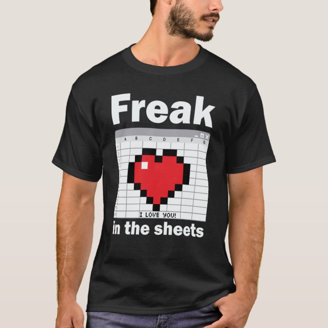 Camiseta Freak In The Sheets Valentines Accountant Spreadsh (Frente)