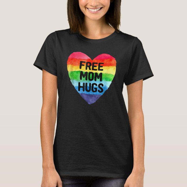 Camiseta Free Mom Hugs  Rainbow Heart Lgbt Pride Month 2 (Frente)