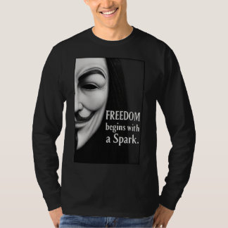 Camiseta Freedom Begins With a Spark