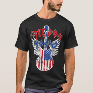 Camiseta Freedom Rocks 4° de julho Patriotic USA Flag Rock