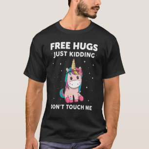 Camiseta Freeee Hugs Jk Dont T0uch