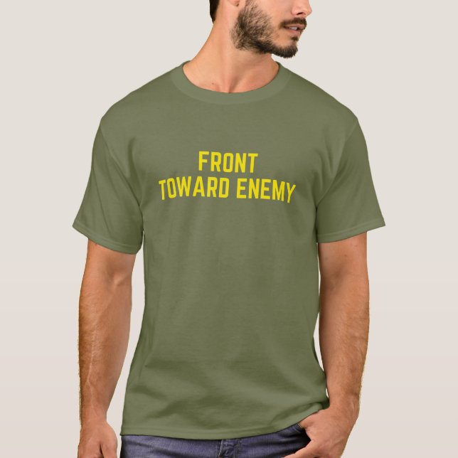 Camiseta Frente em direção a Militares Enemy Funny (Frente)