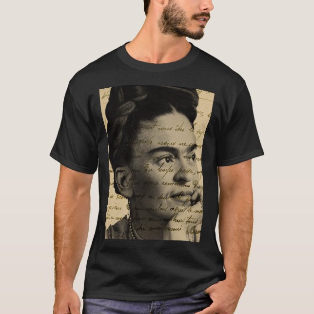 Camiseta Frida Kahlo Letters Clássico T-Shirt Essencial T-S (Frente)