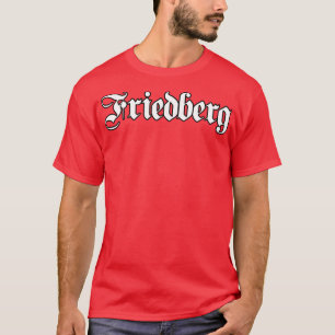 Camiseta Friedberg escrito com fonte gótica