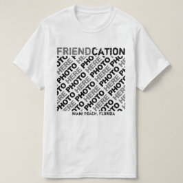 Camiseta Friendcation cria seu próprio t-shirt branco
