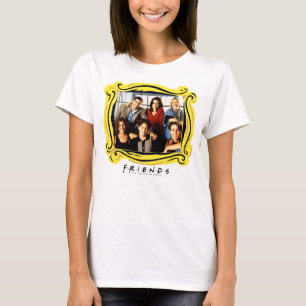 Camiseta FRIENDS™   Elenco Sentado no Apartamento de Monica