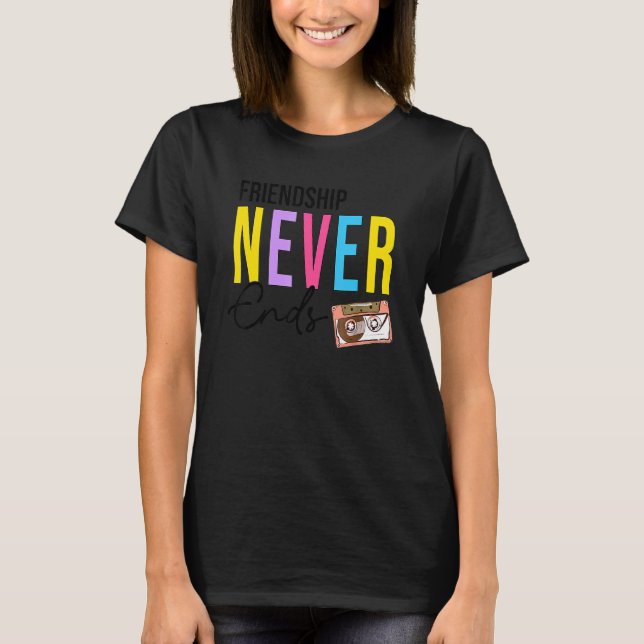 Camiseta Friendship Never Ends Cassette 90u2019s Bacheloret (Frente)