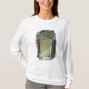 Camiseta Frontispiece com um retrato do medalhão de Raphae