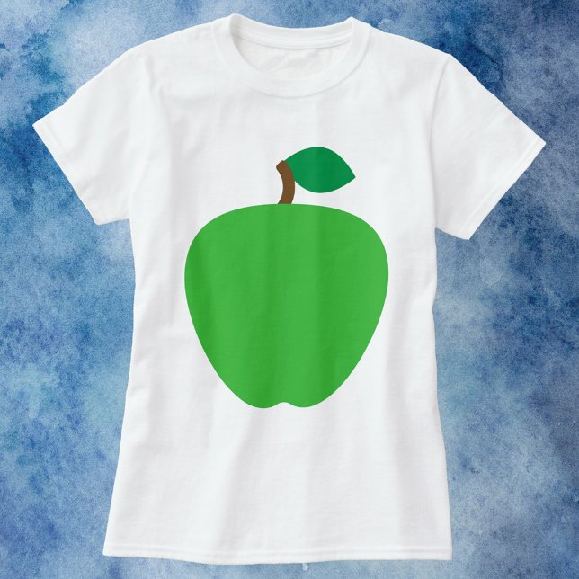 Camiseta Fruta de Maçã Verde (A tshirt with a graphic of a green apple.)