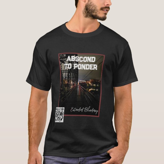 Camiseta Fugir Para Refletir 'Rua' QR (Frente)