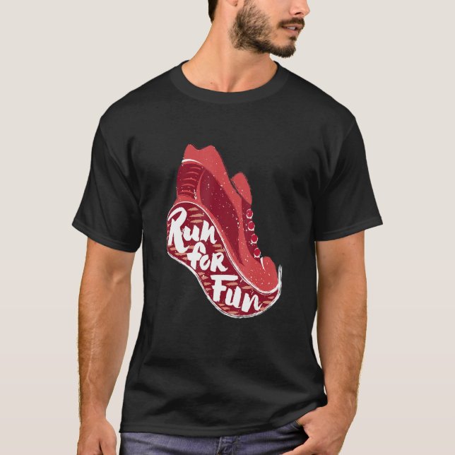 Camiseta Fuja Para Se Divertir Com A Motivação Do Esporte D (Frente)