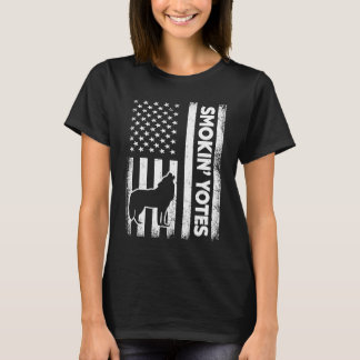 Camiseta Fumando Yotes American Patriot Coyote Animal Enth