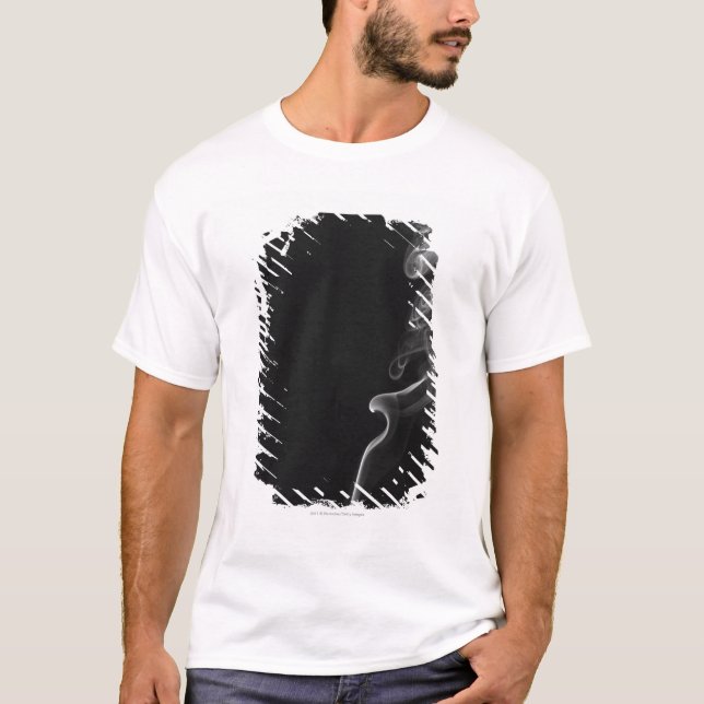 Camiseta Fumo branco contra um fundo preto (Frente)