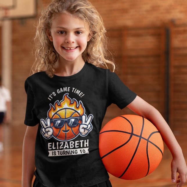 Camiseta Fun Birthday Boy with Basketball Theme (Criador carregado)